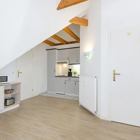 Strandhotel Nr 35 *