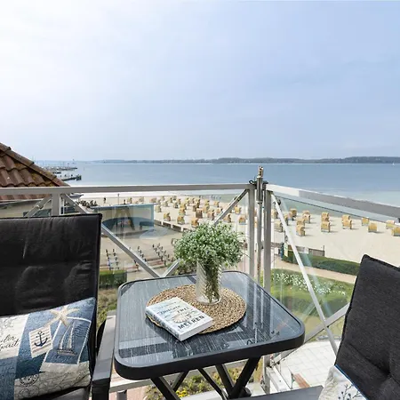 Strandhotel Nr 35 Apartment Laboe